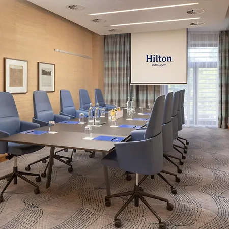 Hilton Düsseldorf-3