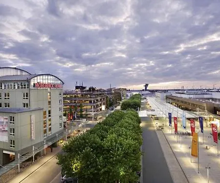 Mövenpick Hotel Nürnberg Airport-2