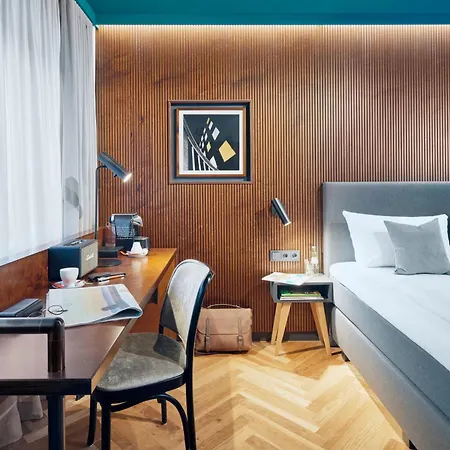 art Hotel Tucholsky-3
