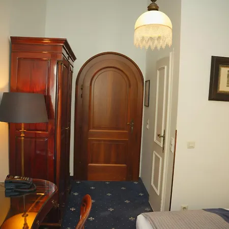 Boutique Hotel Windsor - The Charming City Hotels-3