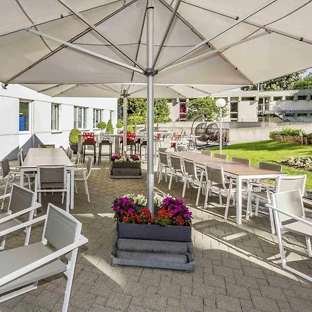 Novotel Suites Geneve Aeroport-2