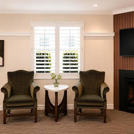 Wayside Inn-3