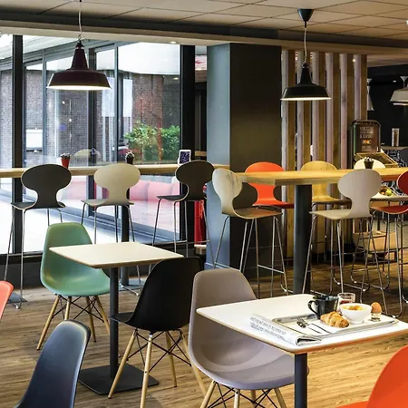 ibis Paris Pont de Suresnes Longchamp-3