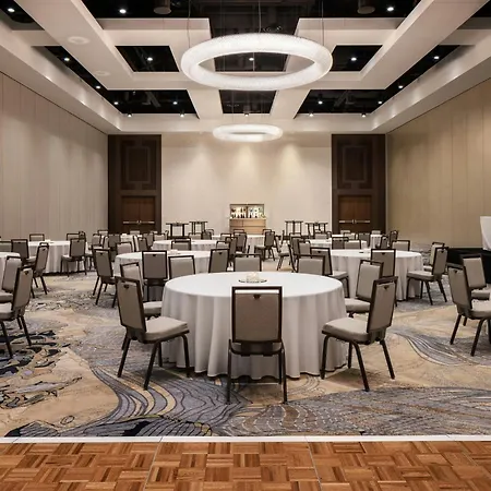 Jw Marriott Minneapolis Mall Of America-3