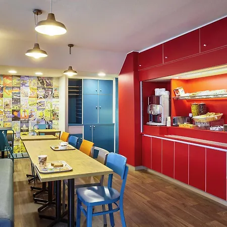 hotelF1 Evry A6 Rénové-2