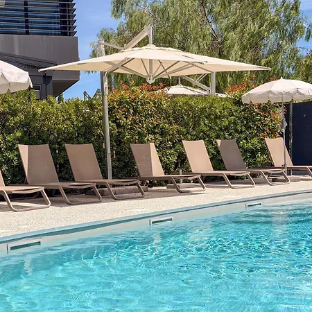 Ibis Lunel Petite Camargue-2