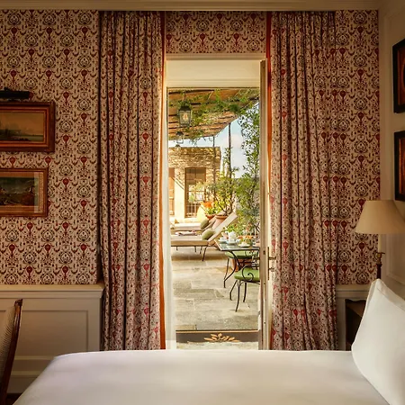 Airelles Gordes, La Bastide-2