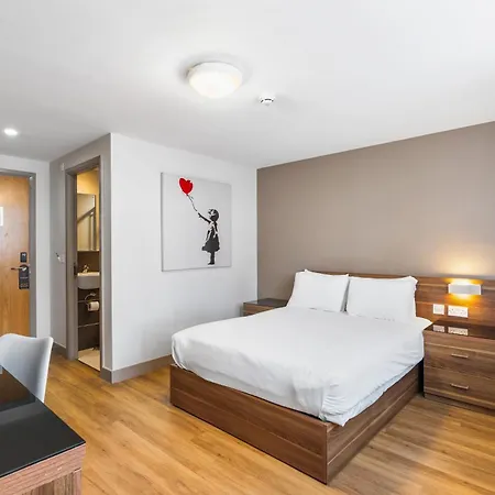 The Mitre Hotel Brighton-2