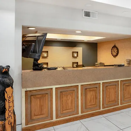 Econo Lodge Newport Smoky Mountains Gateway-3