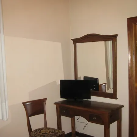 Hostal Granada-2