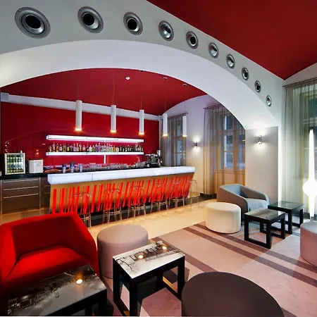 Red & Blue Design Hotel Prague-2