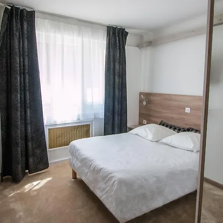 Hotel Les Voyageurs-3