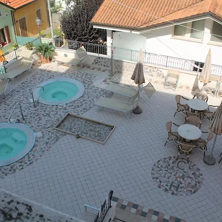 Hotel Cannes-3