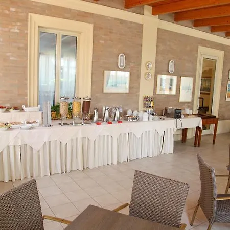 Hotel Cristallo-3