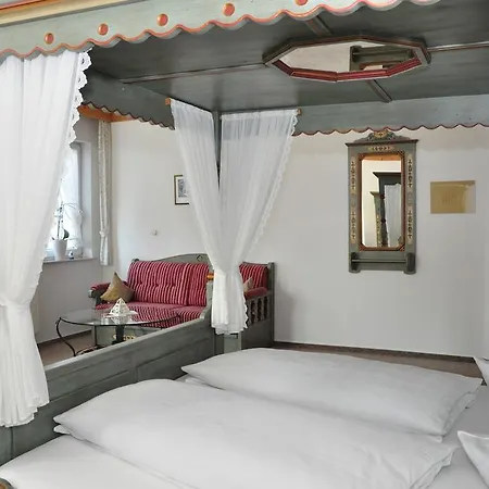 Hotel Sauerlaender Hof-2
