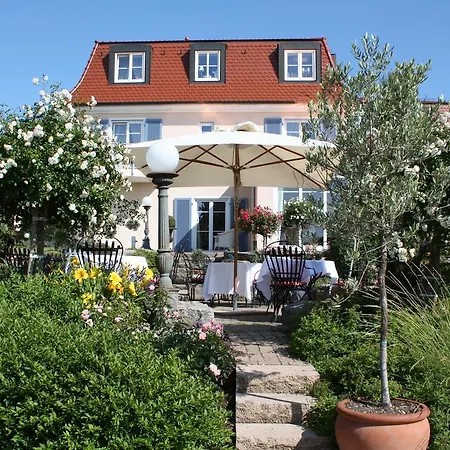 Hotel Villa Seeschau - Adults only-3