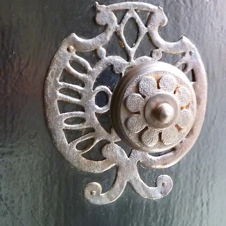Aux Portes d'Honneur-3