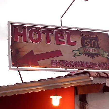 50 Hotel-2