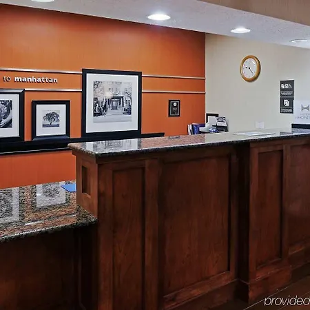 Hampton Inn Manhattan-2