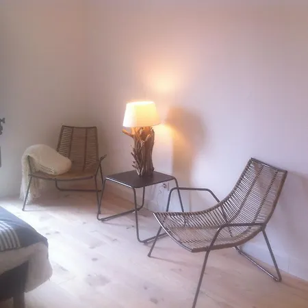 La Maison Rouge d'Uzes B&B-2