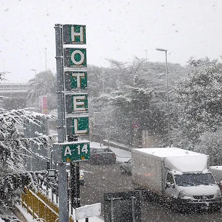 Hotel A-14-2