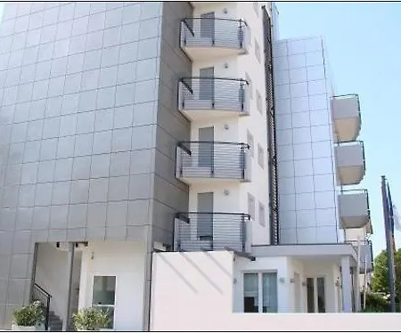 Aparthotel Royal-2