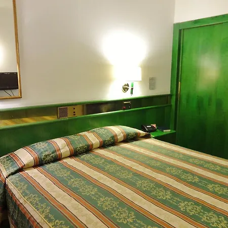 Hotel Lodi-3