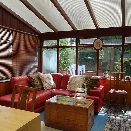 Ashgrove House-2