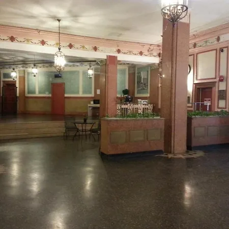 Hotel Riviera-2