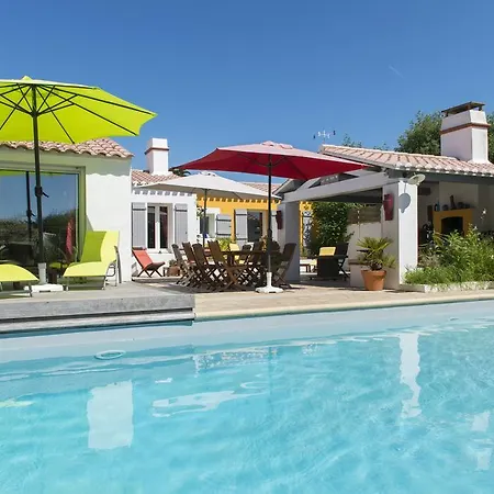 Les Yeux Bleus Bed&Breakfast-3