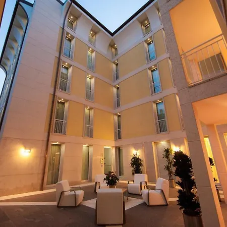 Residenza Agnello D'Oro-3