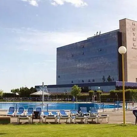 Cortes De Leon-3