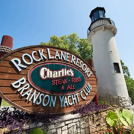 Branson Yacht Club-2