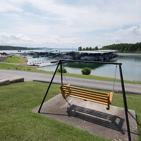 Branson Yacht Club-3