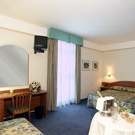 Hotel Villa Fontana-3