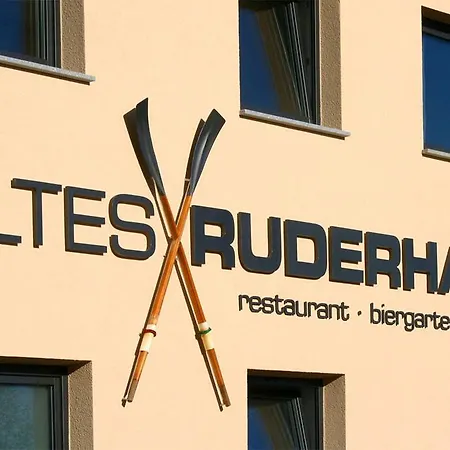 Altes Ruderhaus-2