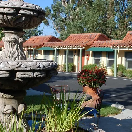 Vineyard Inn Hotel-3