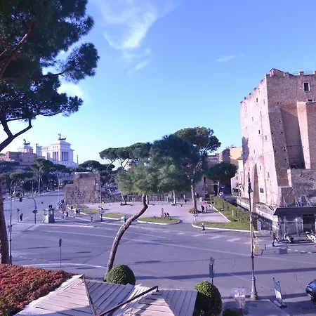 Hotel De Rome-3