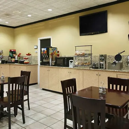 Quality Inn Texarkana-3