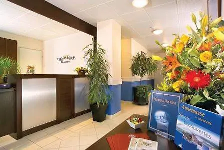 Park And Suites Annemasse-2