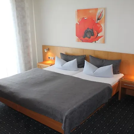 Hotel Goldener Hirsch-3