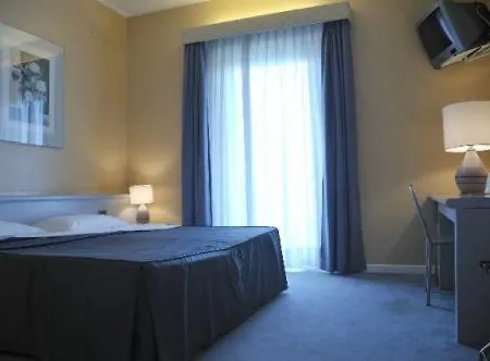 Hotel Mediterraneo-2
