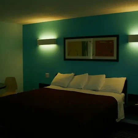 Relax Inn Front Royal-2