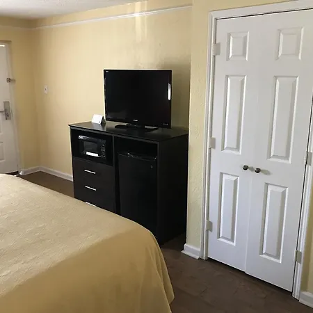 Econolodge Downtown Memphis Best Rate-3