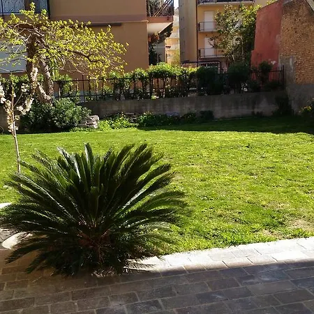 Andoramare B&B-3