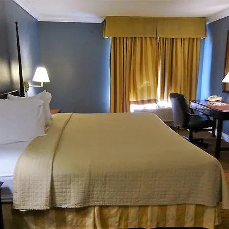Richmond Suites Hotel-3
