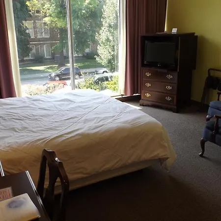 Higher Ground Hotel-2