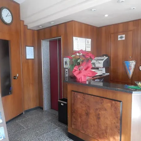Hotel Aurora-3