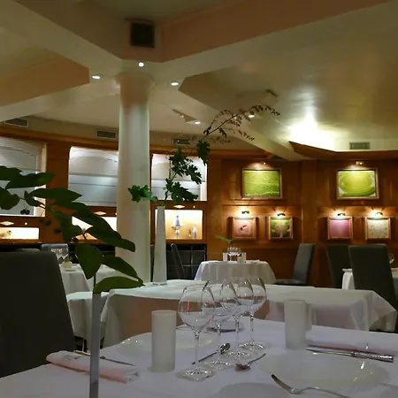 Logis Hotel le France-3