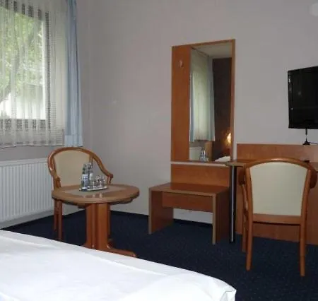 Hotel Garni Haus Schönberger-2
